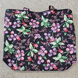 Vera Bradley Black Winter Berry Tote